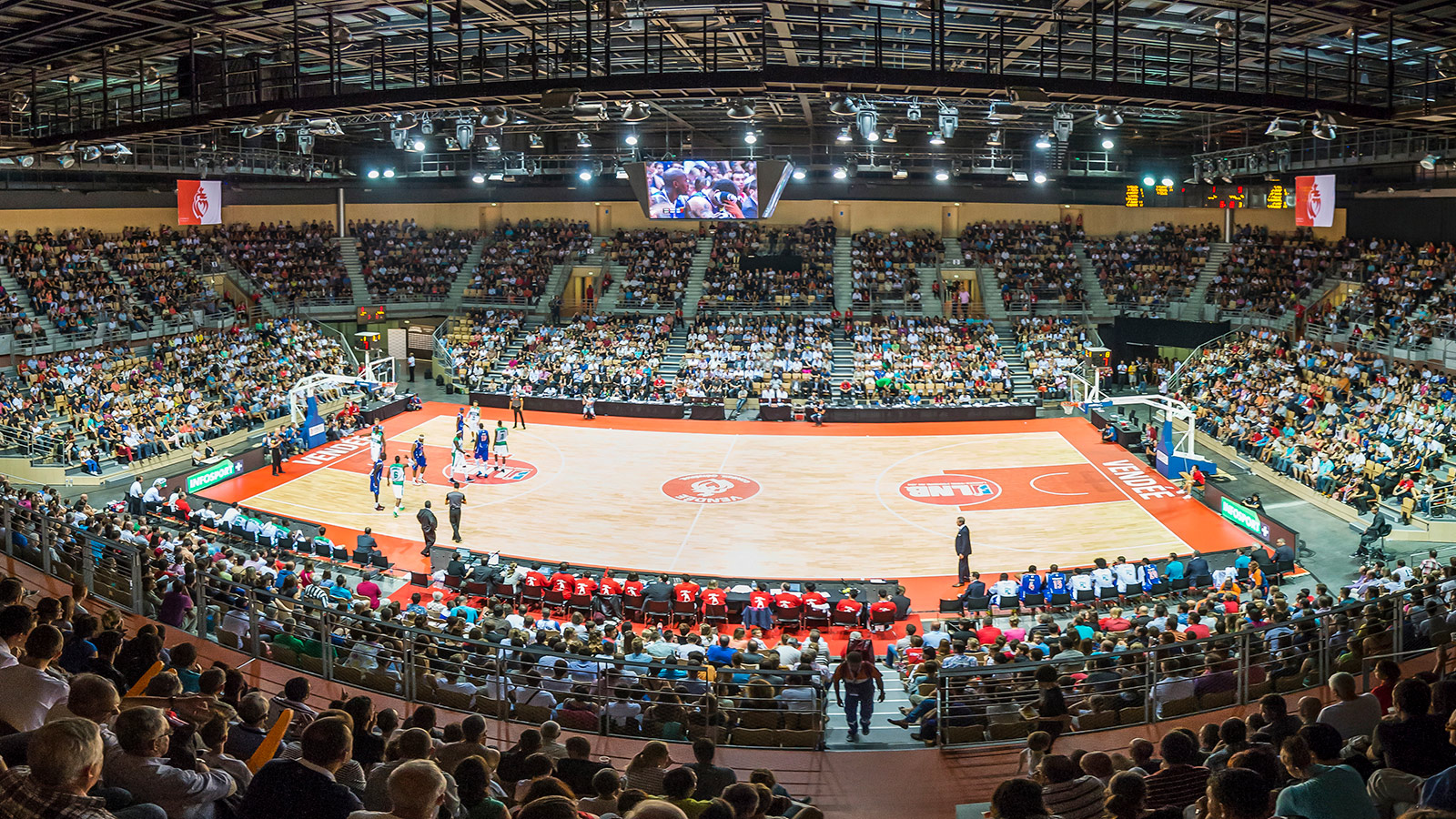 Using Meyer Sound Constellation, France's Vendéspace Doubles as a Symphony Hall and Sports Arena