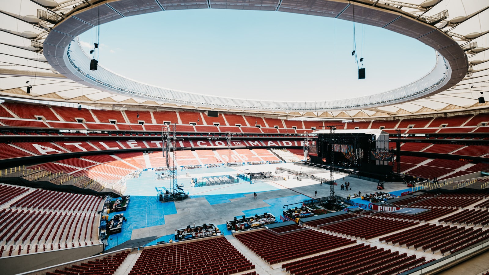 Meyer Sound System Fills Madrid’s Stadium with the Dynamic Music of Vetusta Morla